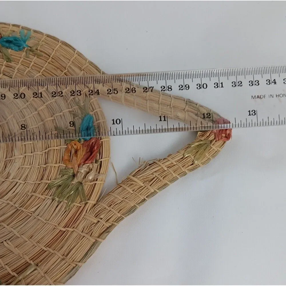 Vintage Hand Woven Straw Grass Trivets Hot Pads Wall Hangings Raffia Flowers